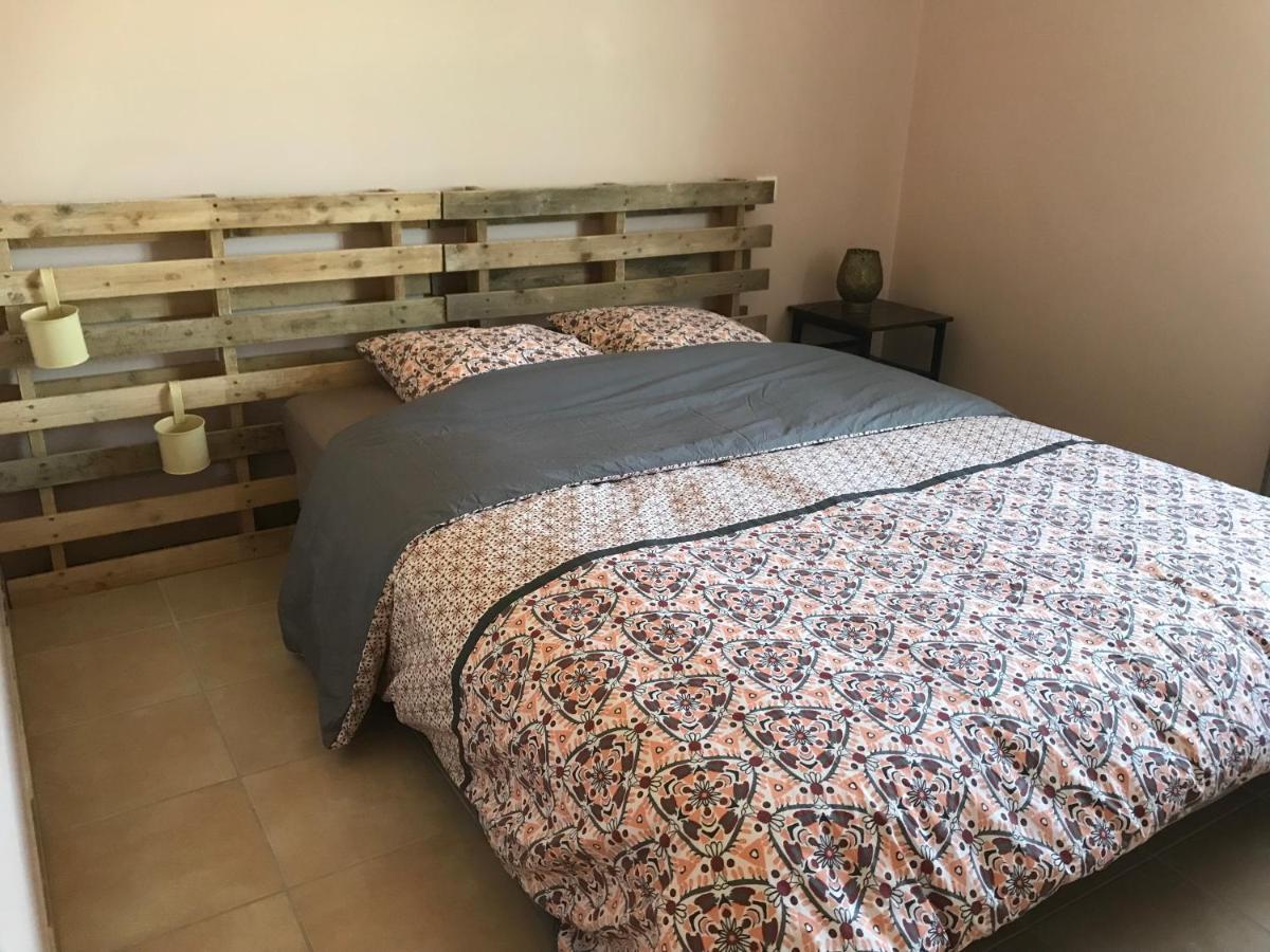 Vacances A Pomie Baladou Экстерьер фото